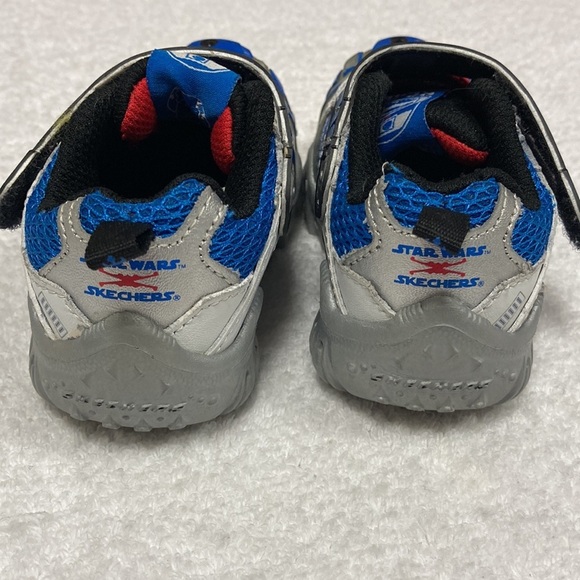 Skechers R2D2 Star Wars velcro strap no tie sneakers size 5 - Picture 5 of 7